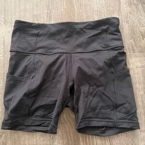 Lululemon fast and free shorts
